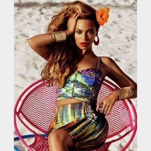 H&M Beyonce Crop Top